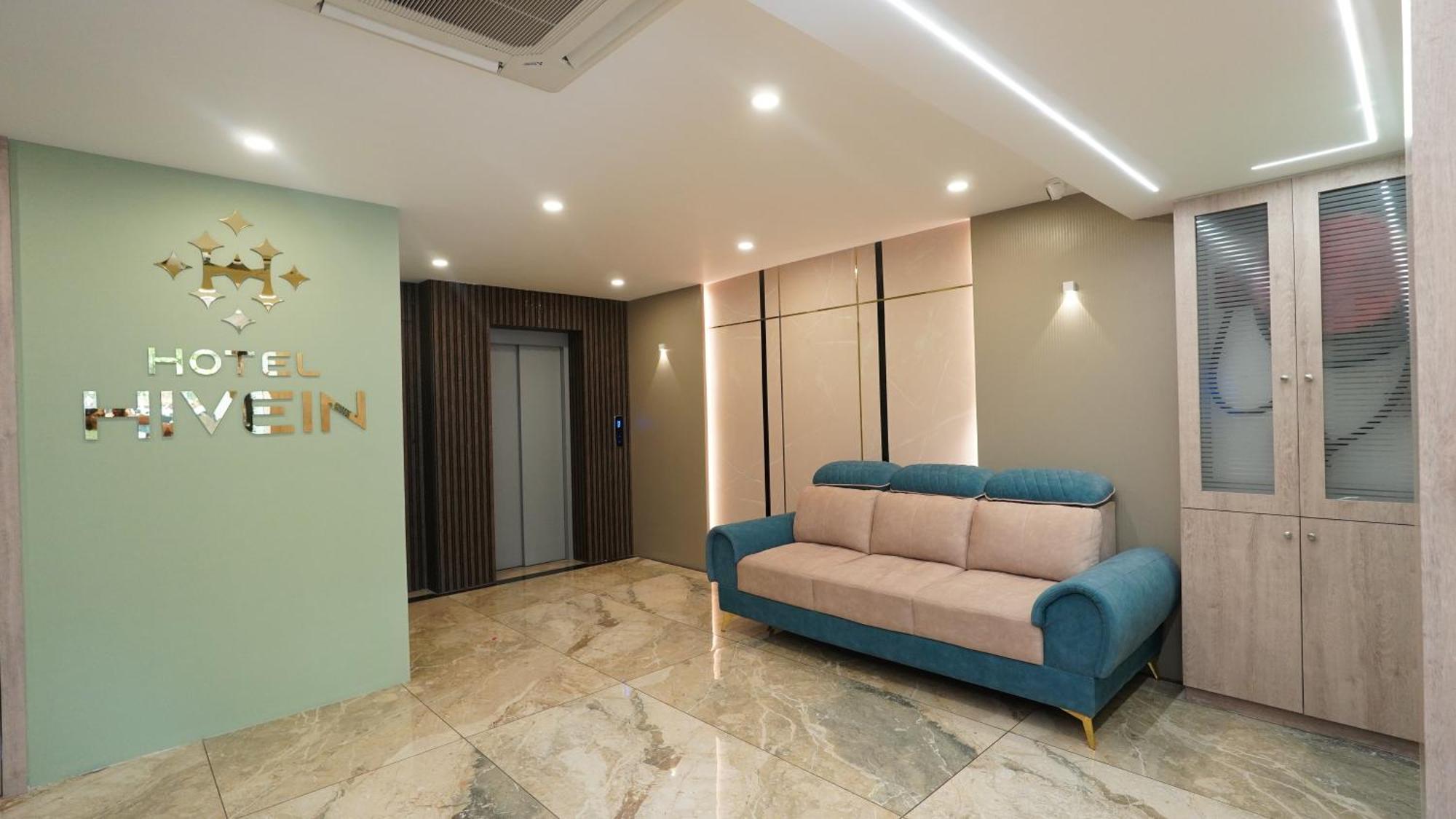 Hotel Hive Inn - Кожикоде Экстерьер фото